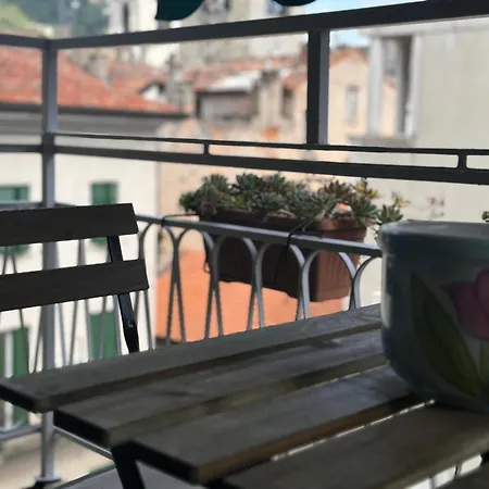 Casa Rosy Historic Centre Como